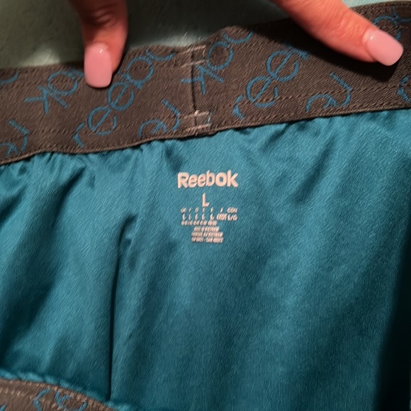 Large teal reebok shorts - Picture 2 of 2